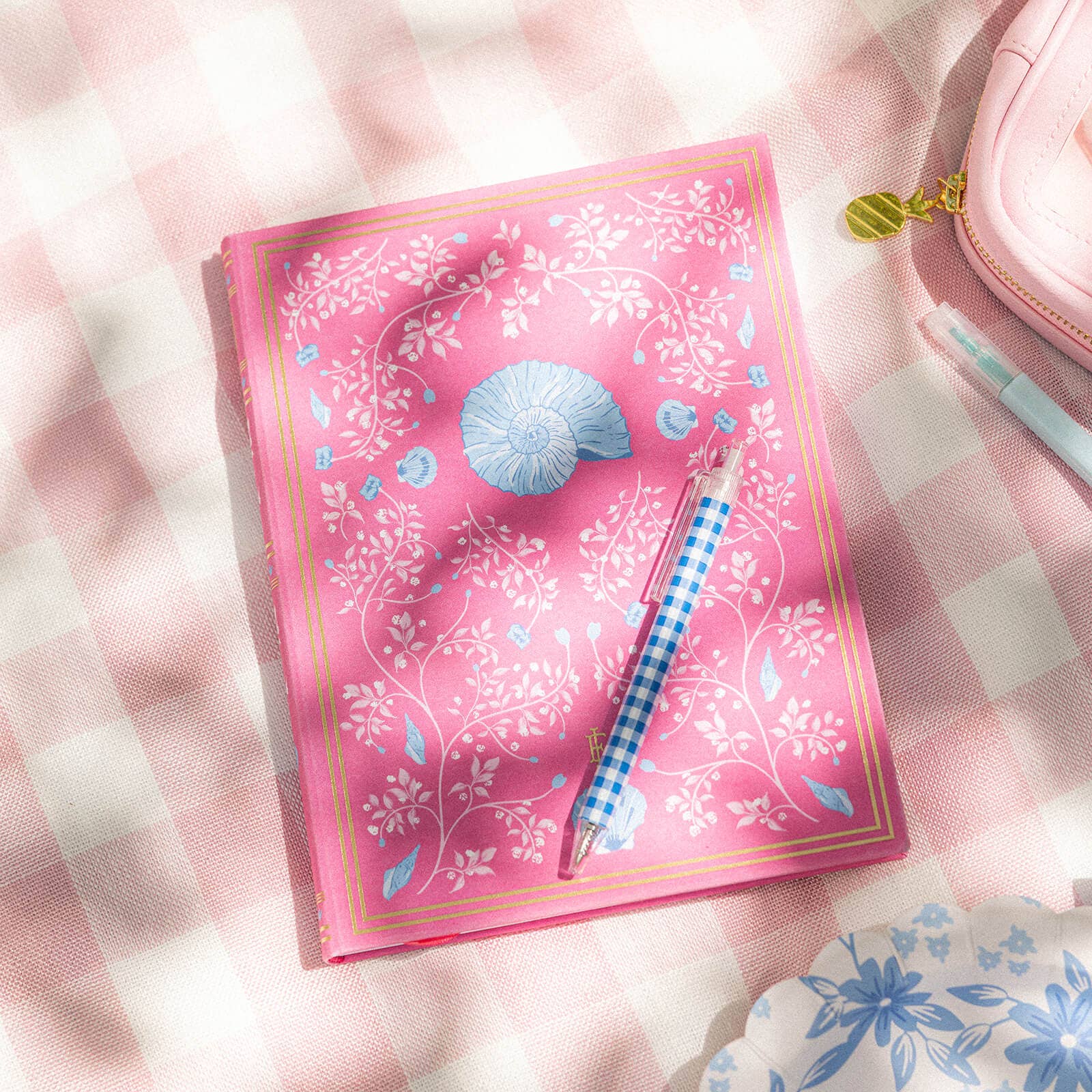 Raspberry Shell - Linen Journal